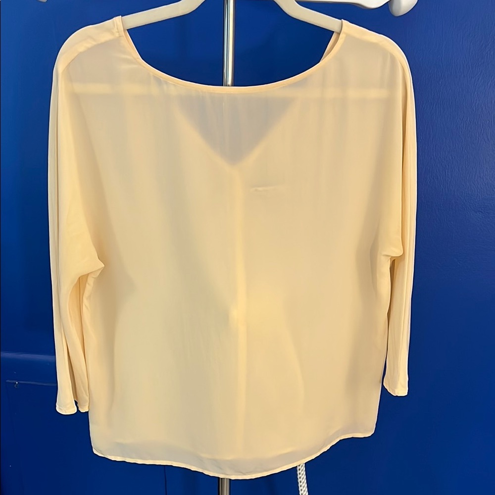Elegant Silk Cream/Light Apricot Women's Top